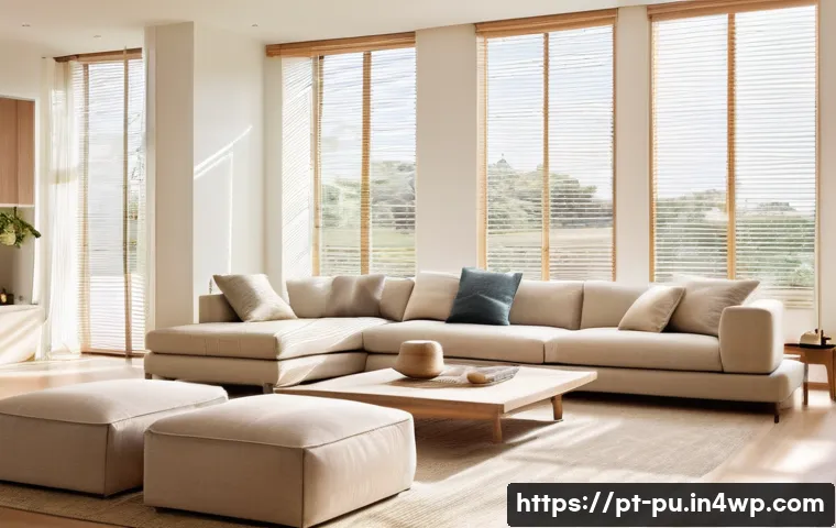 자연광을 통해 집안의 에너지 수명 늘리기 - A bright and modern Brazilian living room designed to maximize natural sunlight, featuring large nor...